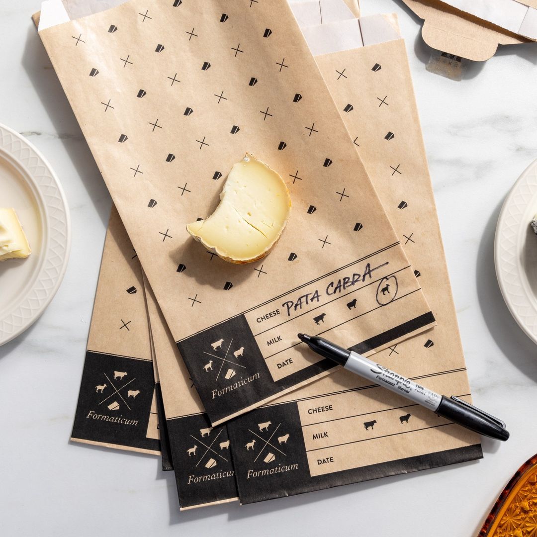 Formaticum Cheese Storage Bags featured in Tailorie's 2024 Holiday Gift Guide For The Foodie, a perfect gift for cheese lovers.